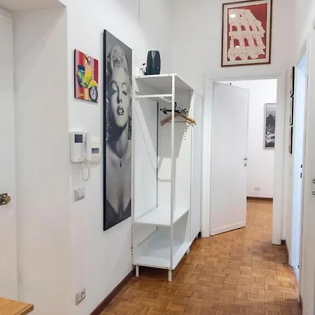 Apartment Nova Domus Colosseo *